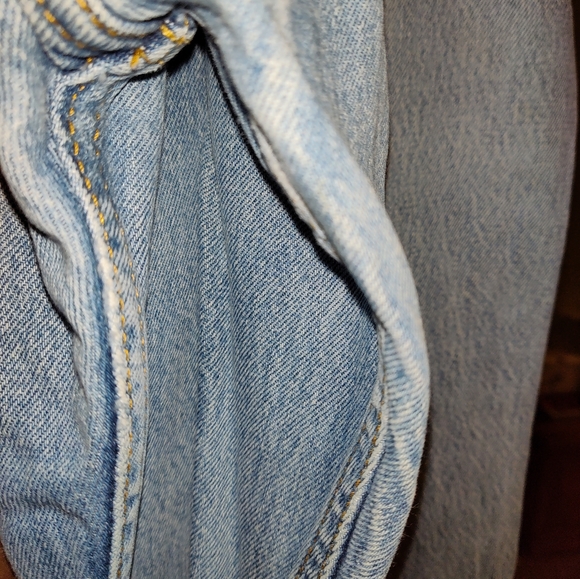 Levi's Jeans - Picture 12 of 14